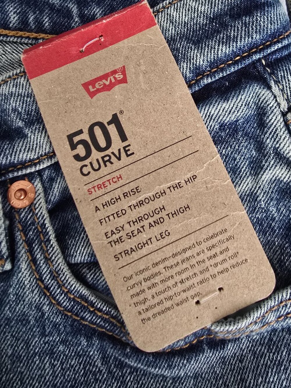 Levi's 501 Curve Straight Jeans 26 Medium Wash Stretch NWT - Picture 9 of 9
